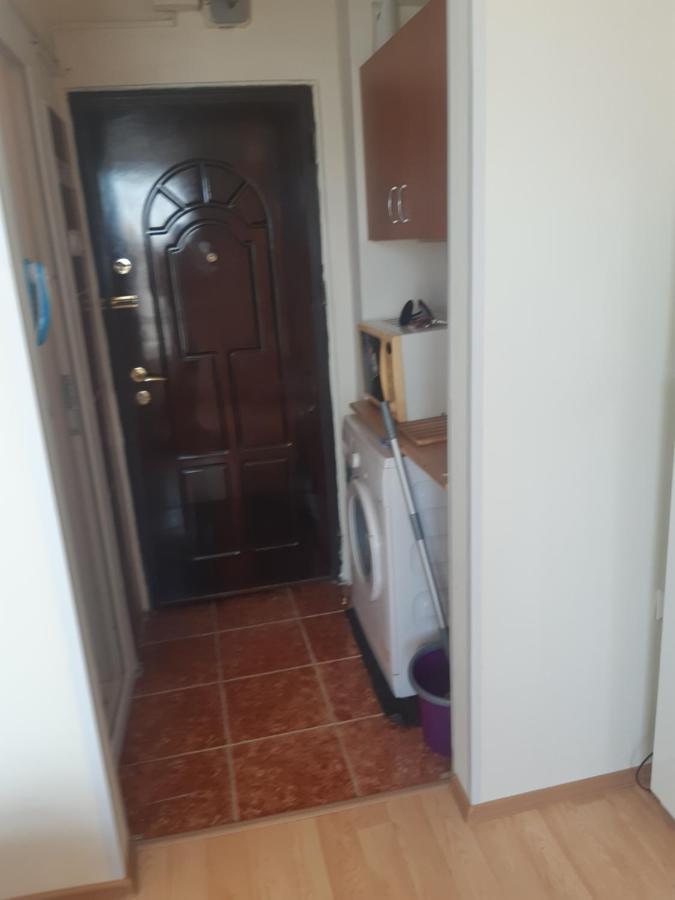 Lucian Studio Apartment Bucharest Luaran gambar